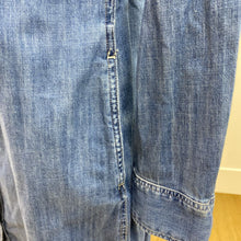 Load image into Gallery viewer, Levis denim dress M