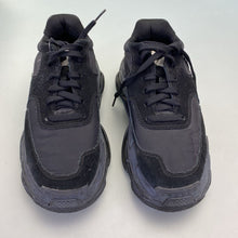 Load image into Gallery viewer, Balenciaga triple S 7/37
