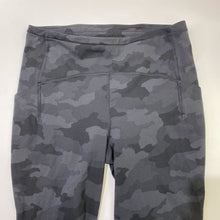 Load image into Gallery viewer, Lululemon leggings 10