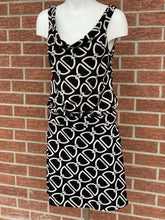 Load image into Gallery viewer, White House Black Market dress 8