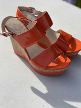 Load image into Gallery viewer, Franco Sarto wedges 6