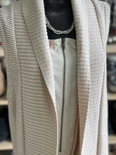 Load image into Gallery viewer, Gap knit vest XS