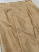 Load image into Gallery viewer, Danier leather skirt 2