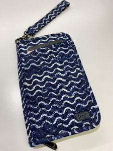 Lug wallet
