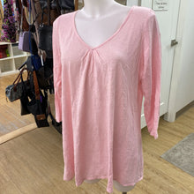 Load image into Gallery viewer, Eileen Fisher linen top L
