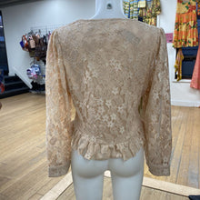 Load image into Gallery viewer, Ultra Pink lace top M

