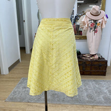 Load image into Gallery viewer, Ann Taylor lined eyelet skirt 12
