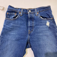Load image into Gallery viewer, Levis 501 jeans 25 NWT
