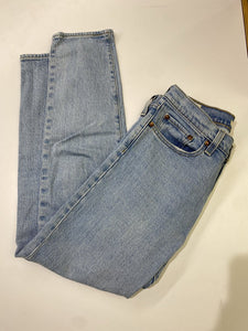 Levis Wedgie jeans 27