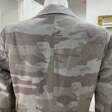Load image into Gallery viewer, Diesel satiny camo blazer S

