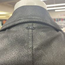 Load image into Gallery viewer, Vex pleather jacket 44
