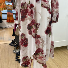 Load image into Gallery viewer, Leith semi lined floral dress NWT S
