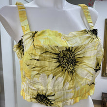 Load image into Gallery viewer, H&amp;M sunflower crop top M
