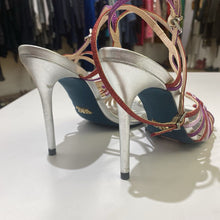 Load image into Gallery viewer, Zara strappy sandals 40
