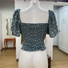 Load image into Gallery viewer, Abercrombie cropped polka dot top XS
