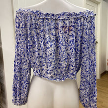 Load image into Gallery viewer, Dynamite floral lurex top NWT M
