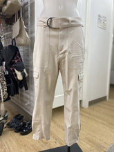 Load image into Gallery viewer, Banana Republic cargo pants 6

