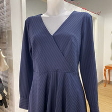 Load image into Gallery viewer, Club Monaco striped dress 4 NWT
