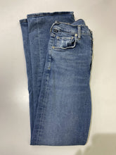 Load image into Gallery viewer, Citizens of Humanity Lilah flared jeans 27
