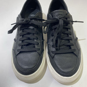 UGG leather sneakers 9