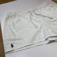 Load image into Gallery viewer, Polo shorts L
