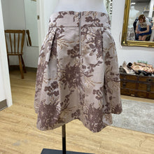 Load image into Gallery viewer, RW&amp;CO metallic detail skirt 6
