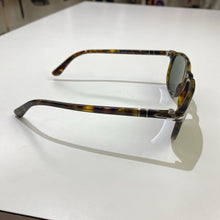 Load image into Gallery viewer, Persol tortoiseshell frame sunglasses
