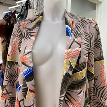 Load image into Gallery viewer, Pentagone tropical print blazer M

