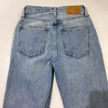 Load image into Gallery viewer, Denim Forum The Marianne Mid Loose Flare 23
