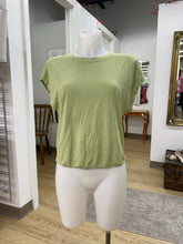 Load image into Gallery viewer, Live open back t-shirt L
