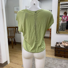 Load image into Gallery viewer, Live open back t-shirt L
