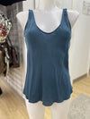 Babaton silk tank S