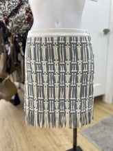 Load image into Gallery viewer, Club Monaco fringe skirt 00
