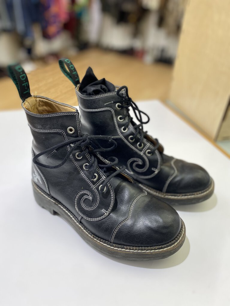 John Fluevog boots 9.5