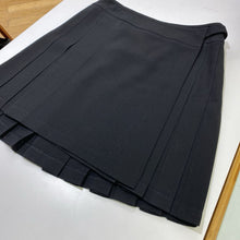 Load image into Gallery viewer, Holt Renfrew vintage pleated skirt 8
