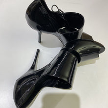Load image into Gallery viewer, Gucci patent heels 40
