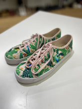 Load image into Gallery viewer, KEDS sunny life sneakers 6
