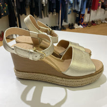 Load image into Gallery viewer, Sperry topsider wedge sandals 10
