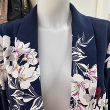 Load image into Gallery viewer, Dynamite floral blazer XL
