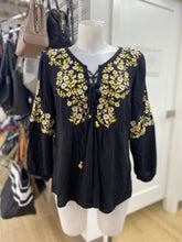 Load image into Gallery viewer, Luna Moon boho top L

