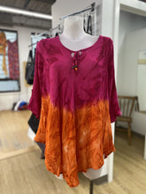 Load image into Gallery viewer, Papa Vancouver tie dye tunic O/S
