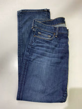 Load image into Gallery viewer, Lucky Brand Sofia Straight jeans 12
