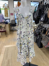 Load image into Gallery viewer, H&amp;M floral maxi dress 6
