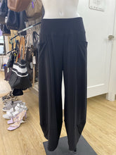 Load image into Gallery viewer, Sympli wide leg detailed hem pants 8
