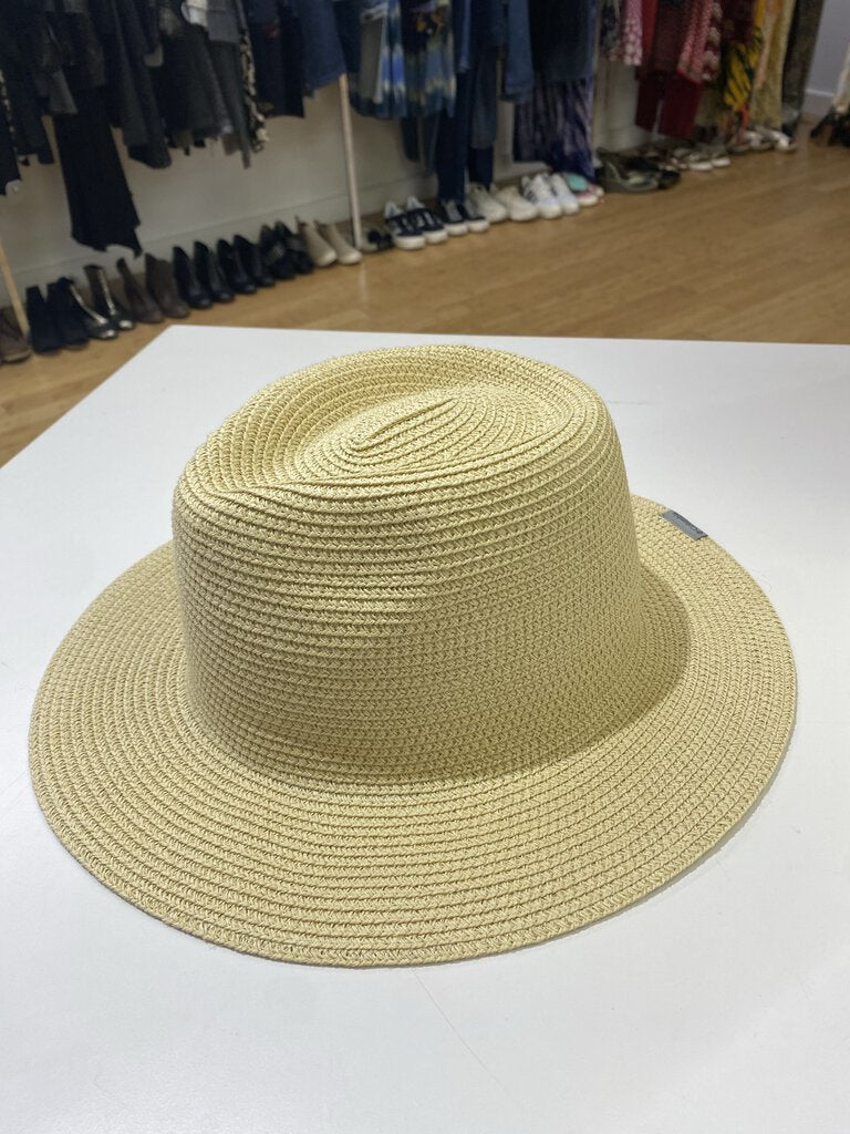 Columbia straw hat L/XL