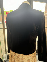 Load image into Gallery viewer, Nygard Vintage Velour blazer M
