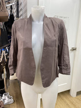 Load image into Gallery viewer, Babaton linen blend open blazer 2
