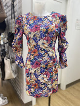 Load image into Gallery viewer, Zara floral dress M
