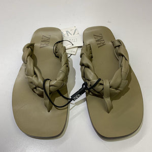 Zara braided thong sandals NWT 6.5