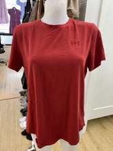 Load image into Gallery viewer, Lululemon Canada t-shirt 10
